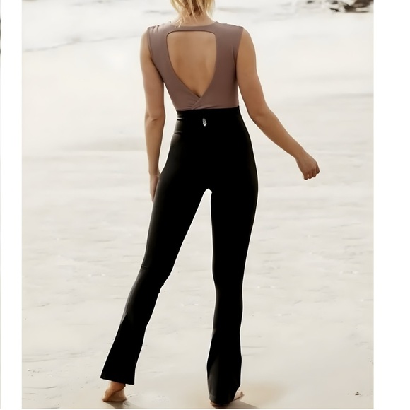 Free People FP Movement High Beams Jumpsuit Onesie in Khaki / Black | Size M - Picture 9 of 16